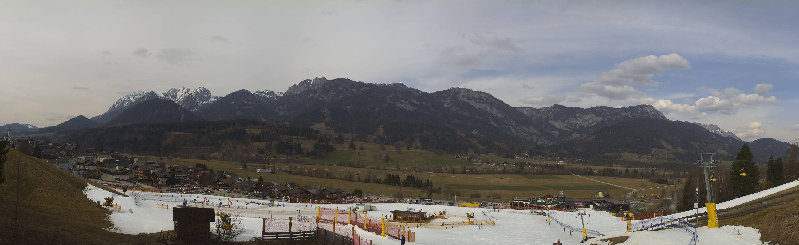 Archiv Foto Webcam Hauser Kaibling - Talstation 8er Gondelbahn