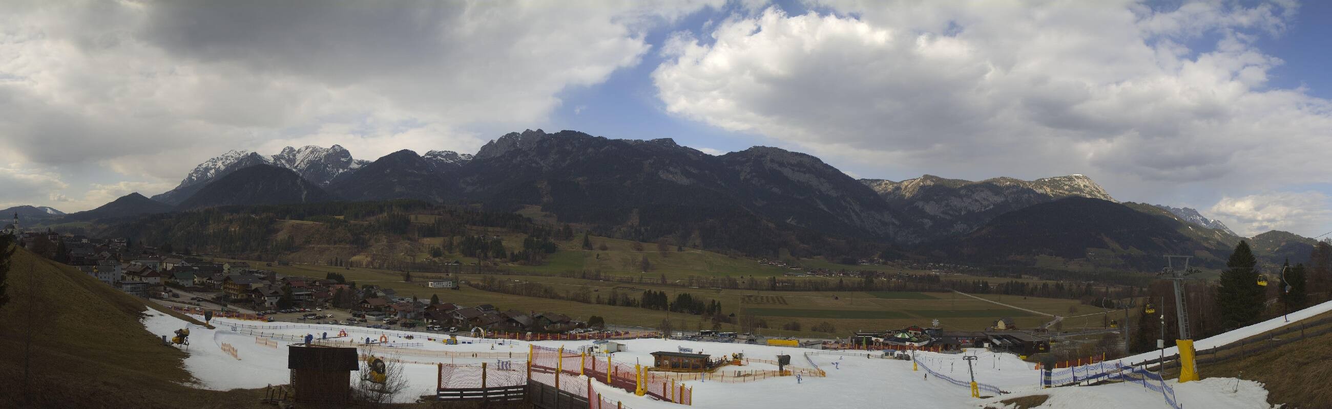 Archiv Foto Webcam Hauser Kaibling - Talstation 8er Gondelbahn