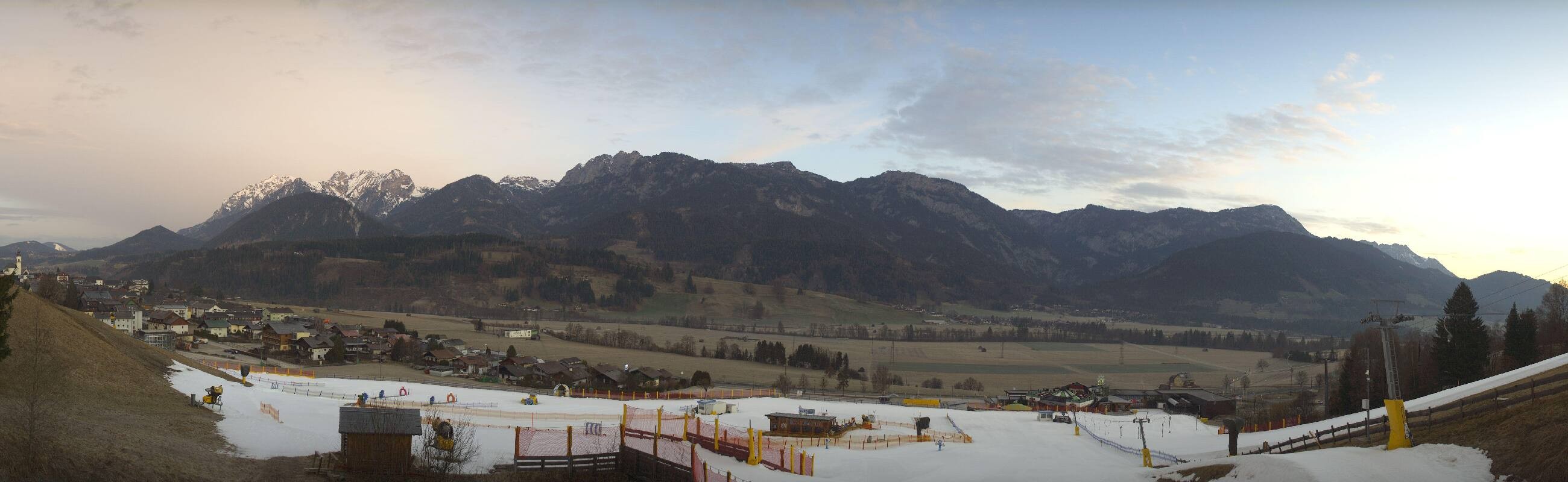 Archived image Webcam Hauser Kaibling - Base station Gondola