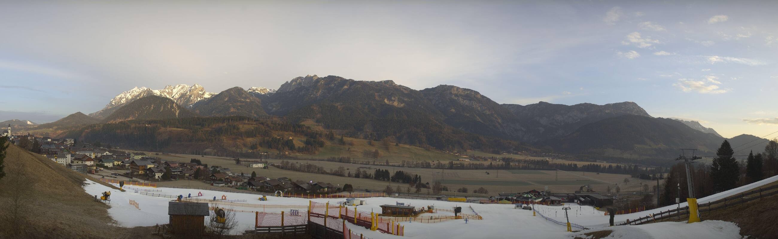 Archived image Webcam Hauser Kaibling - Base station Gondola