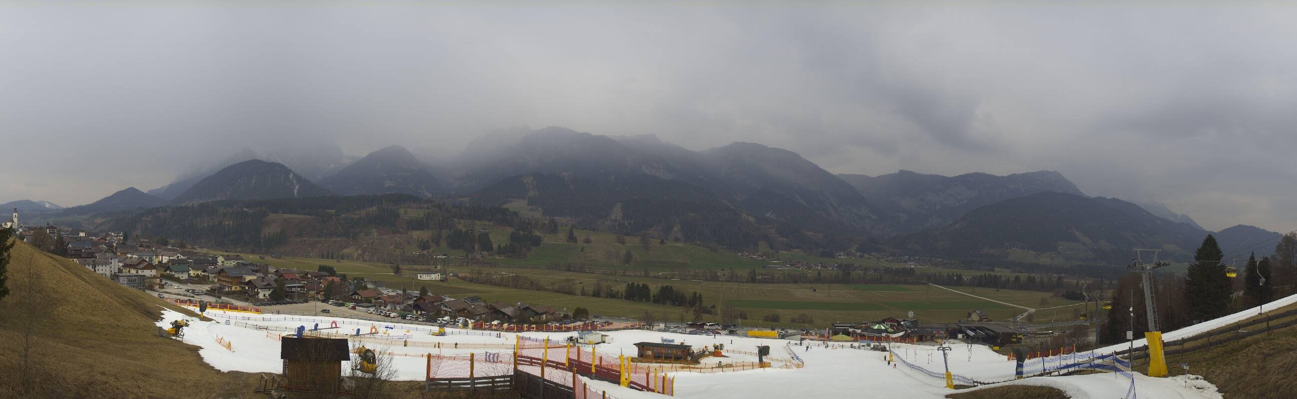 Archiv Foto Webcam Hauser Kaibling - Talstation 8er Gondelbahn