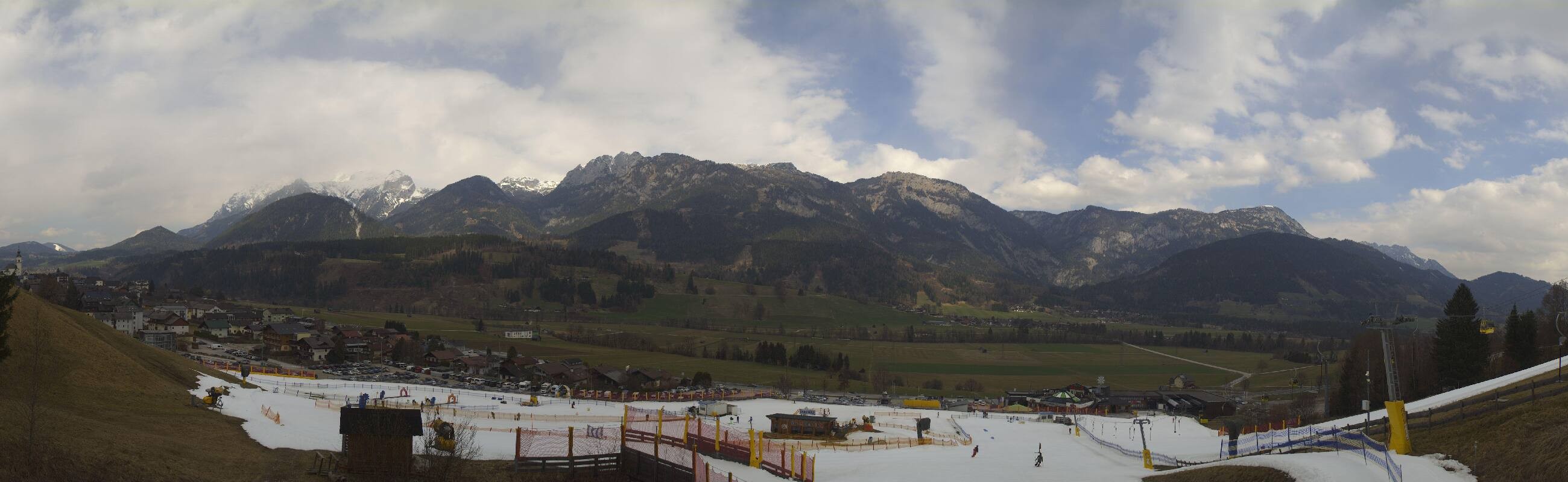 Archiv Foto Webcam Hauser Kaibling - Talstation 8er Gondelbahn