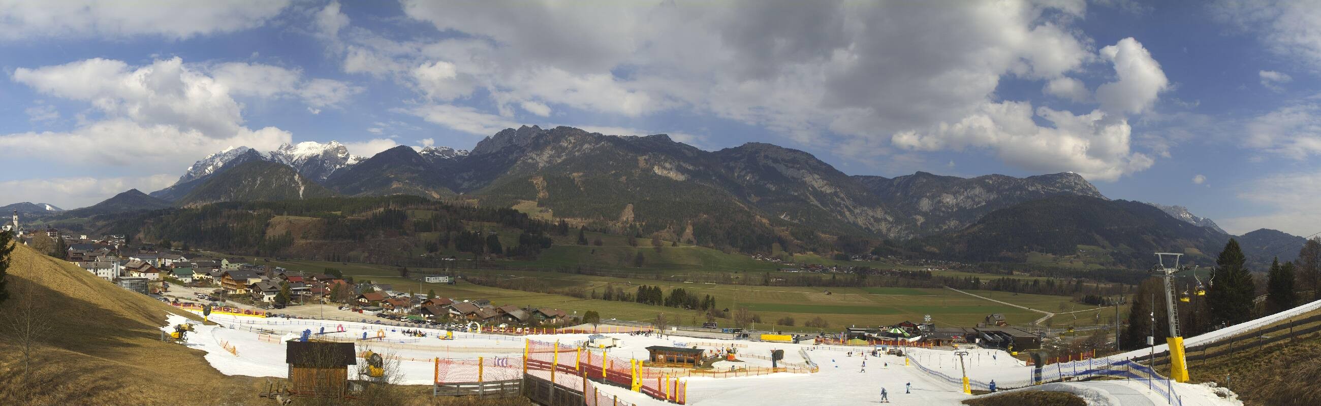 Archiv Foto Webcam Hauser Kaibling - Talstation 8er Gondelbahn