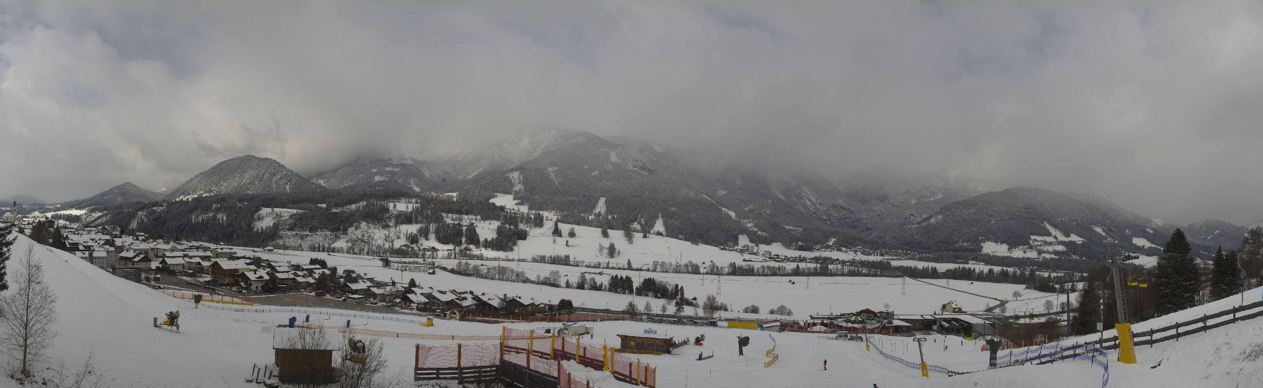 Archived image Webcam Hauser Kaibling - Base station Gondola