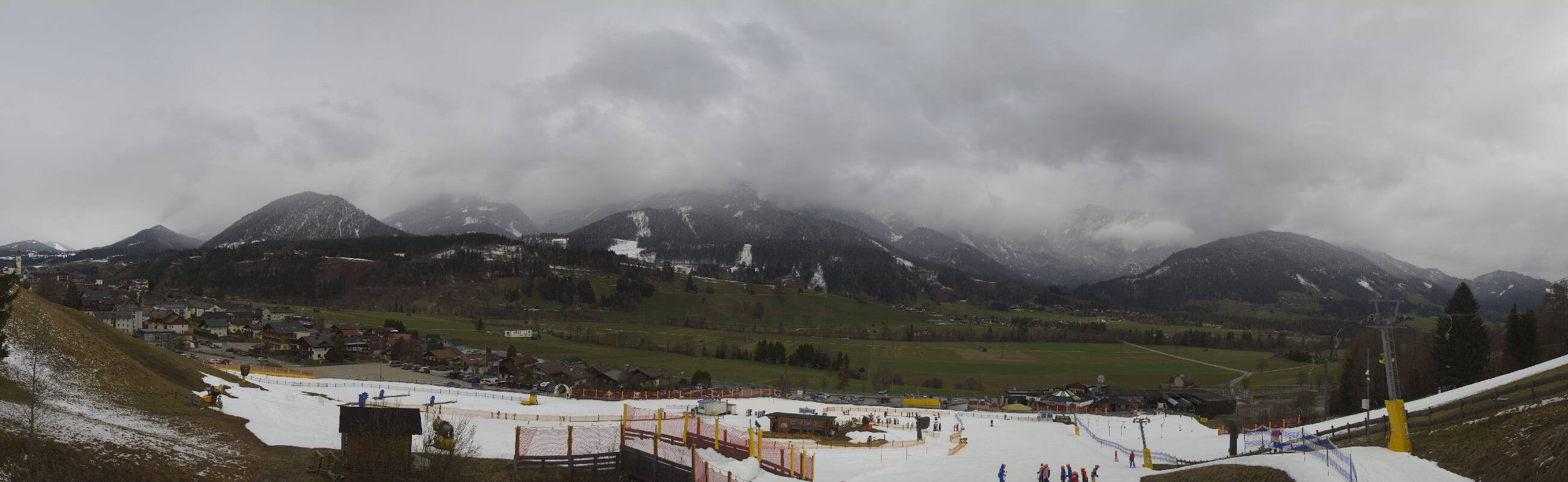 Archiv Foto Webcam Hauser Kaibling - Talstation 8er Gondelbahn