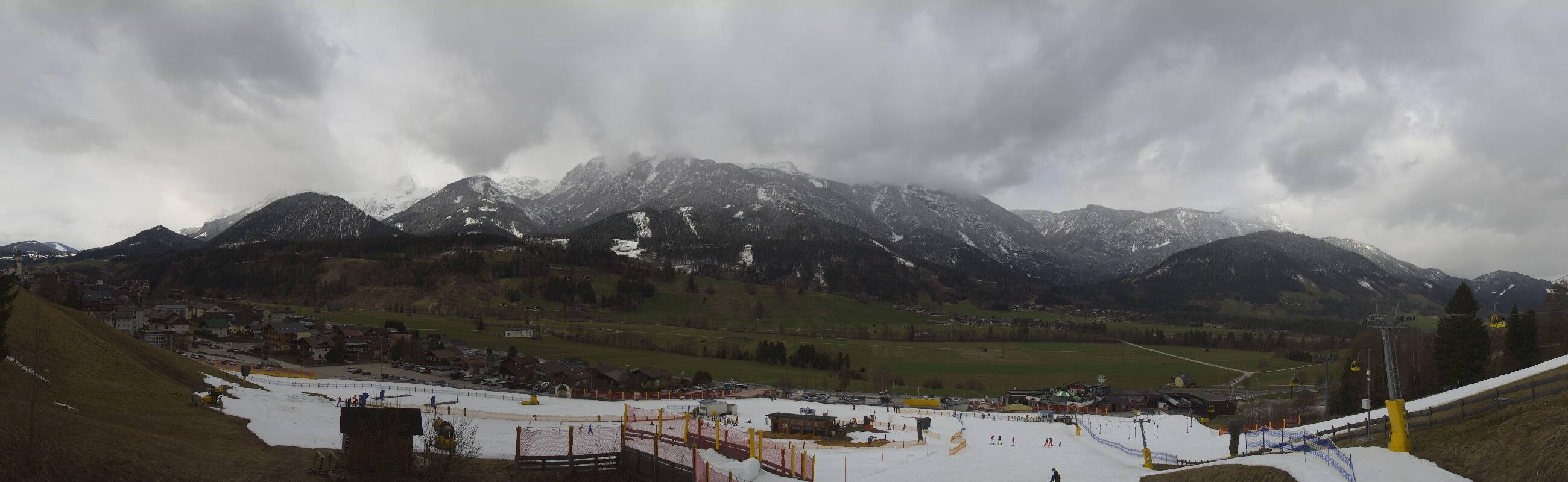 Archiv Foto Webcam Hauser Kaibling - Talstation 8er Gondelbahn