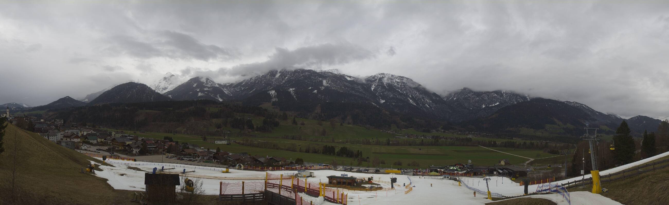 Archiv Foto Webcam Hauser Kaibling - Talstation 8er Gondelbahn