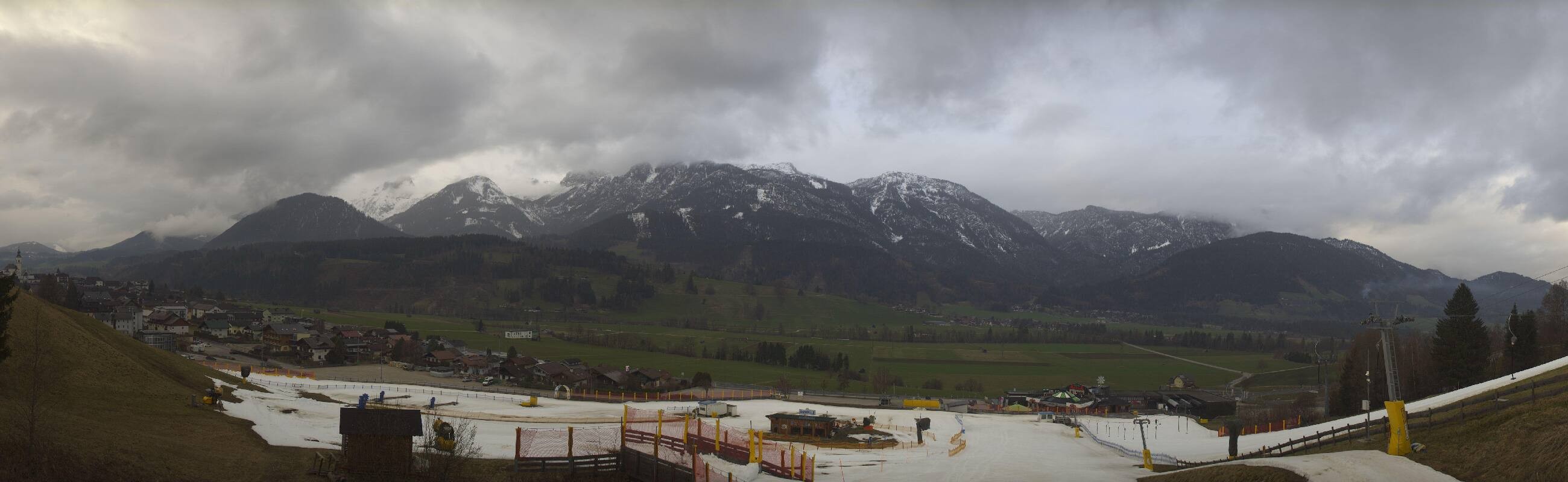 Archiv Foto Webcam Hauser Kaibling - Talstation 8er Gondelbahn