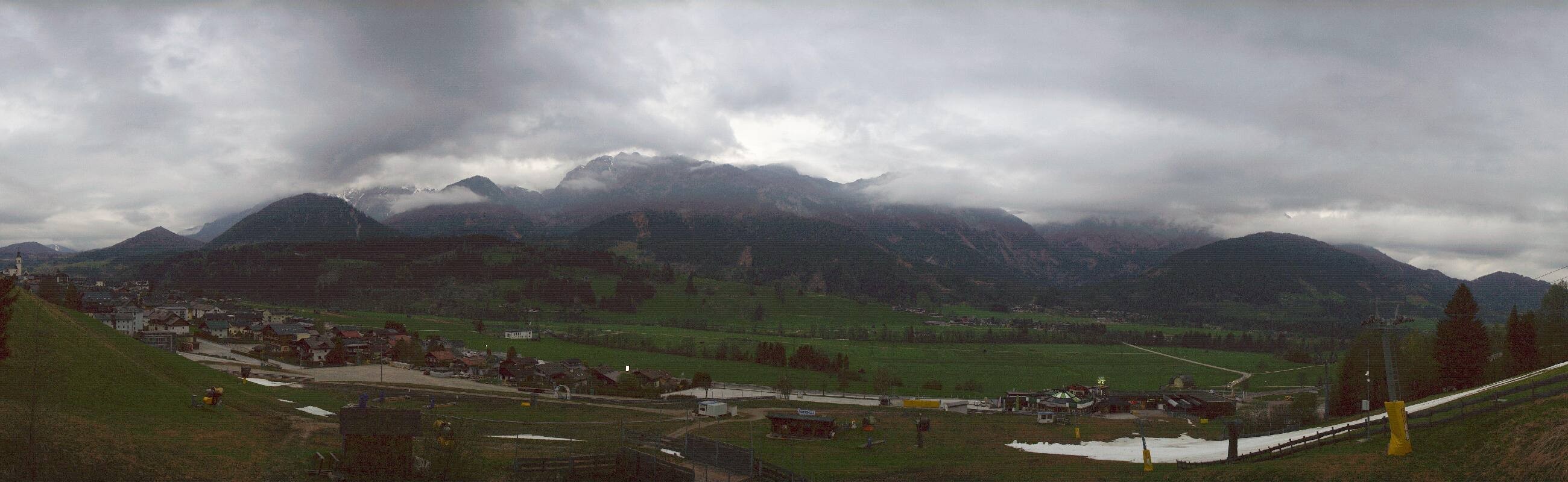 Archiv Foto Webcam Hauser Kaibling - Talstation 8er Gondelbahn