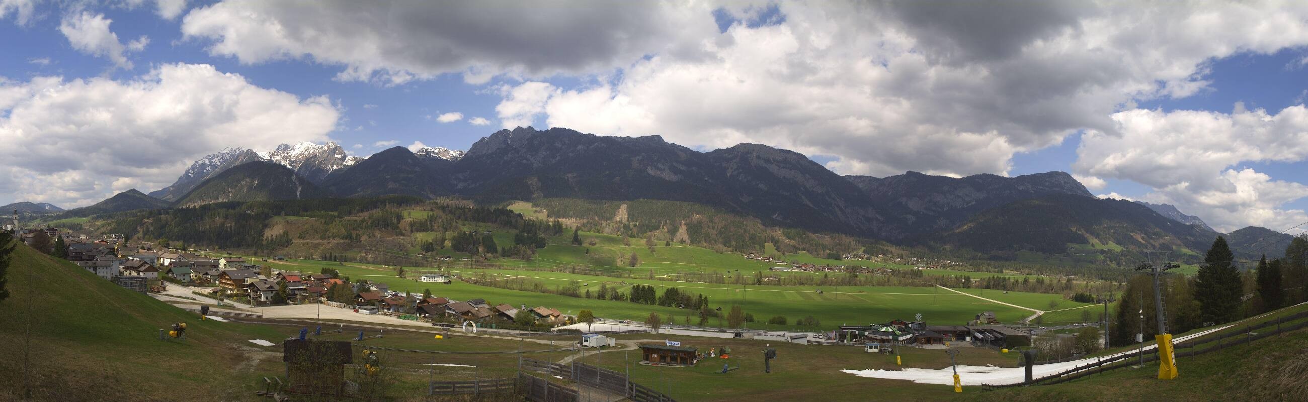 Archiv Foto Webcam Hauser Kaibling - Talstation 8er Gondelbahn