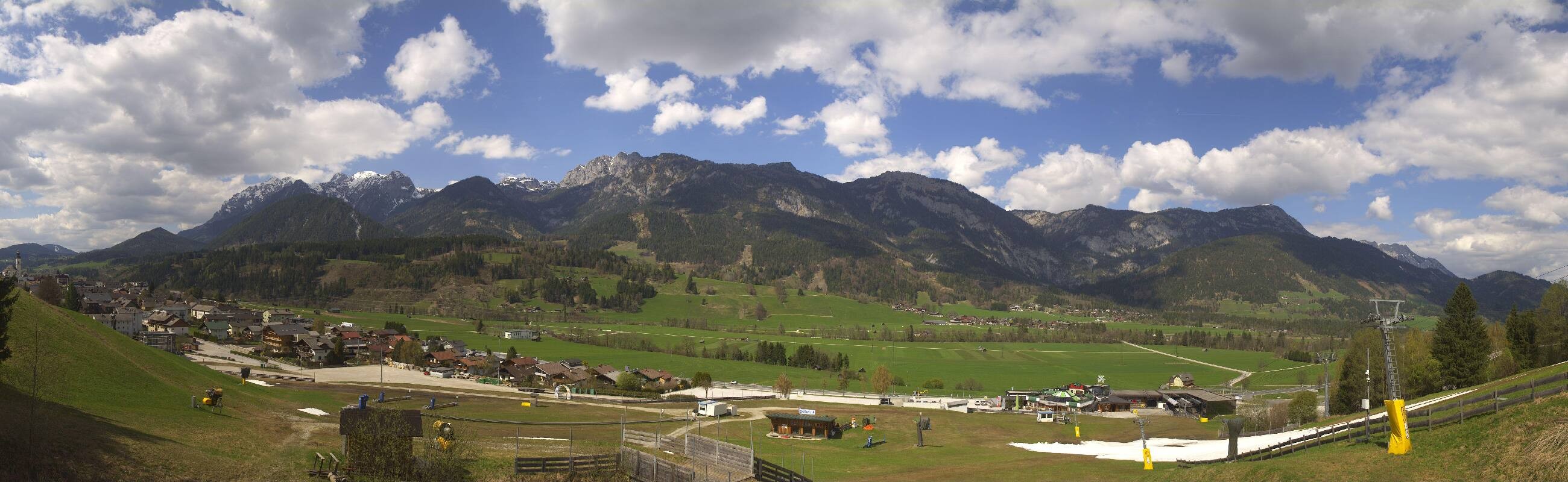 Archiv Foto Webcam Hauser Kaibling - Talstation 8er Gondelbahn