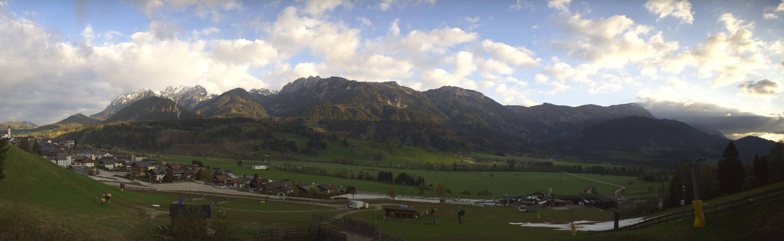 Archived image Webcam Hauser Kaibling - Base station Gondola