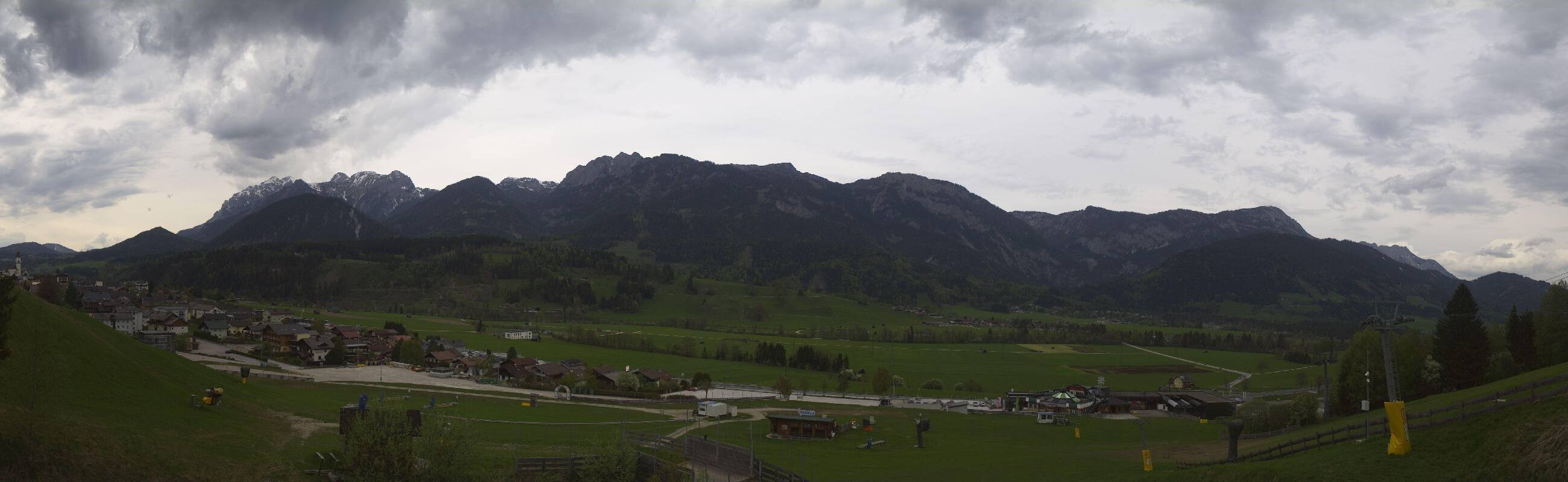 Archiv Foto Webcam Hauser Kaibling - Talstation 8er Gondelbahn