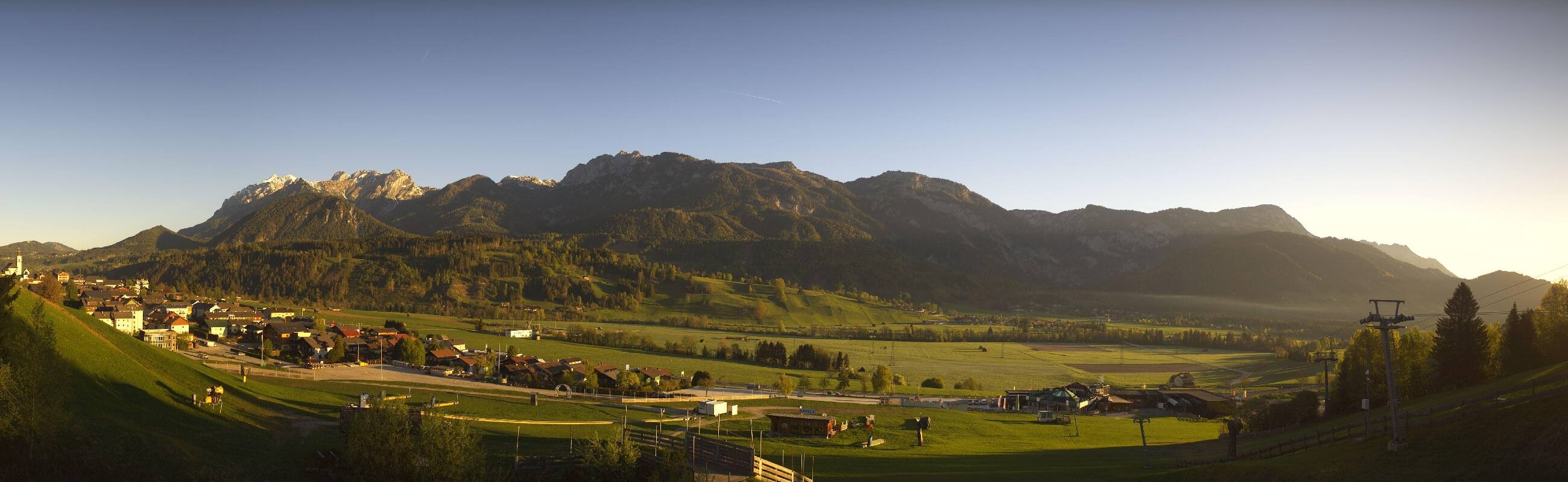 Archiv Foto Webcam Hauser Kaibling - Talstation 8er Gondelbahn