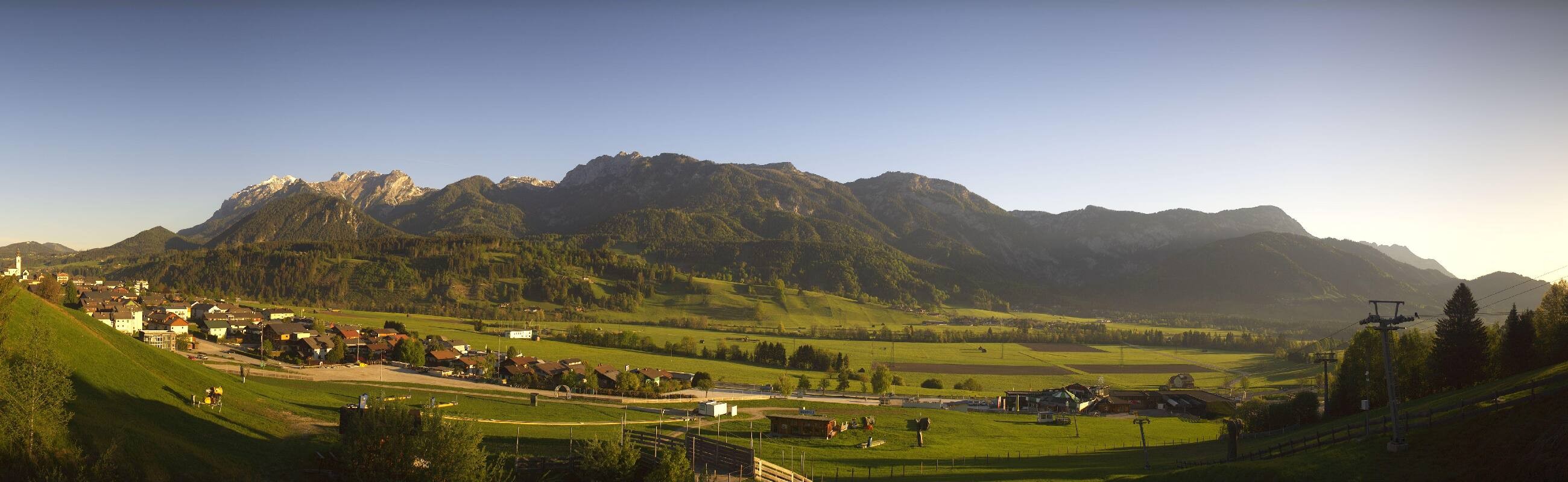 Archiv Foto Webcam Hauser Kaibling - Talstation 8er Gondelbahn