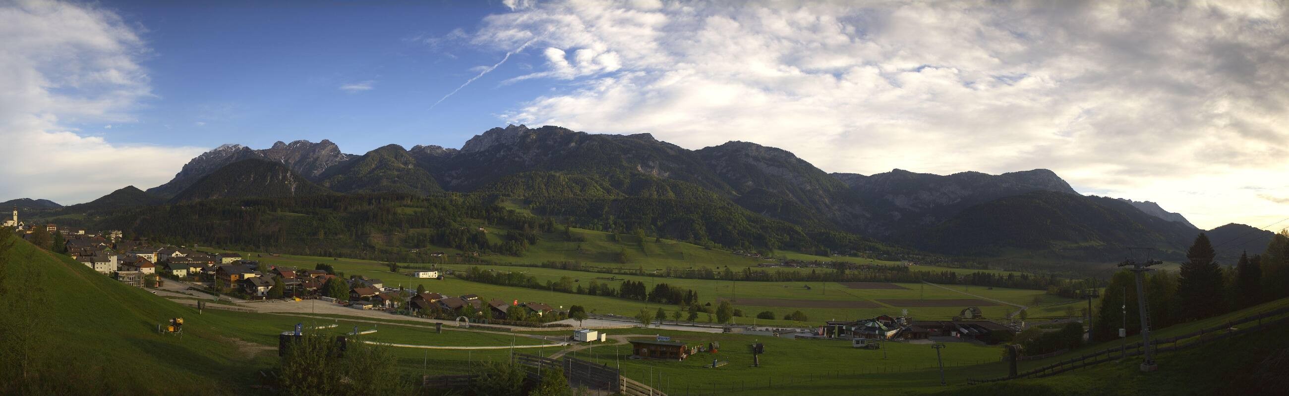 Archiv Foto Webcam Hauser Kaibling - Talstation 8er Gondelbahn