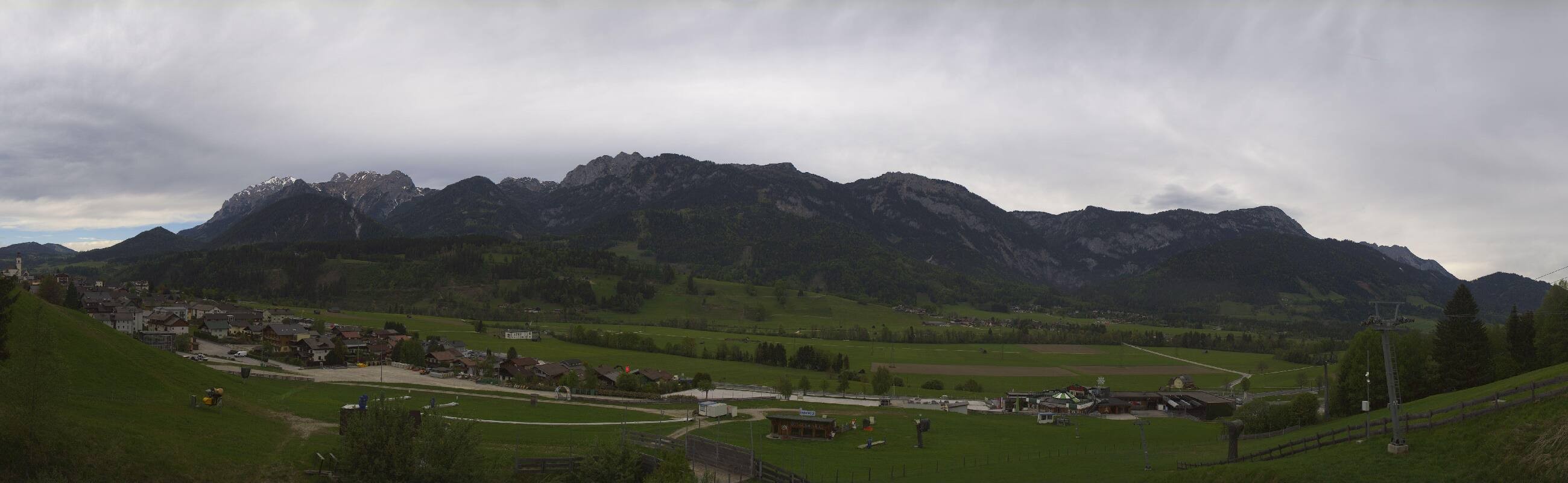 Archiv Foto Webcam Hauser Kaibling - Talstation 8er Gondelbahn