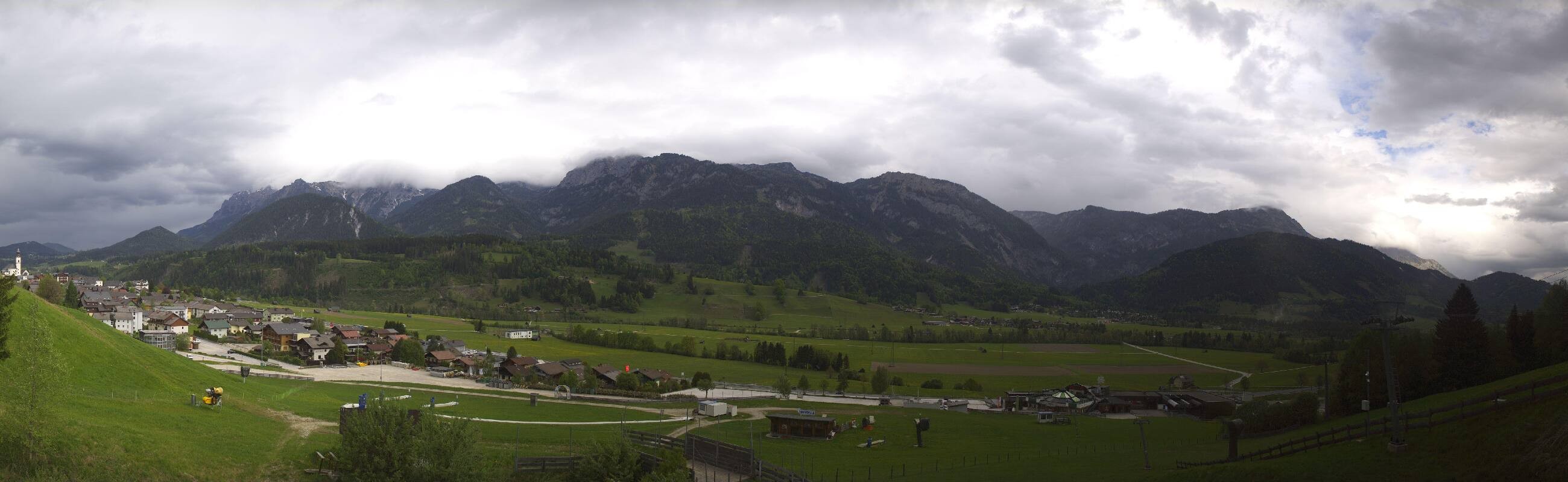 Archiv Foto Webcam Hauser Kaibling - Talstation 8er Gondelbahn