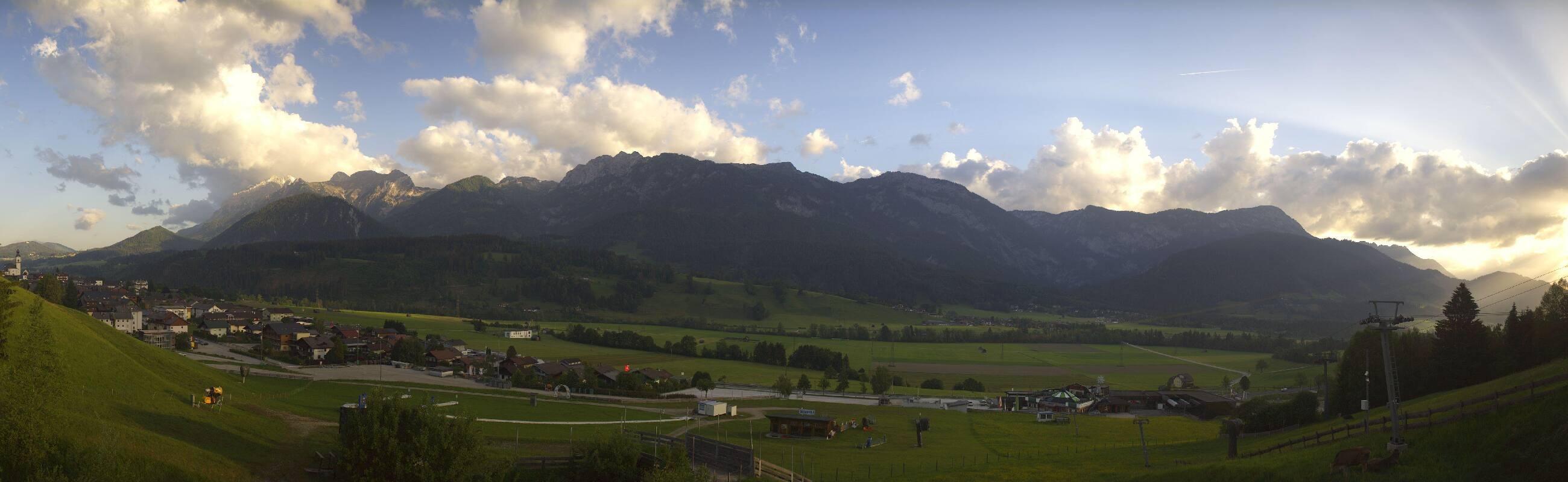 Archiv Foto Webcam Hauser Kaibling - Talstation 8er Gondelbahn