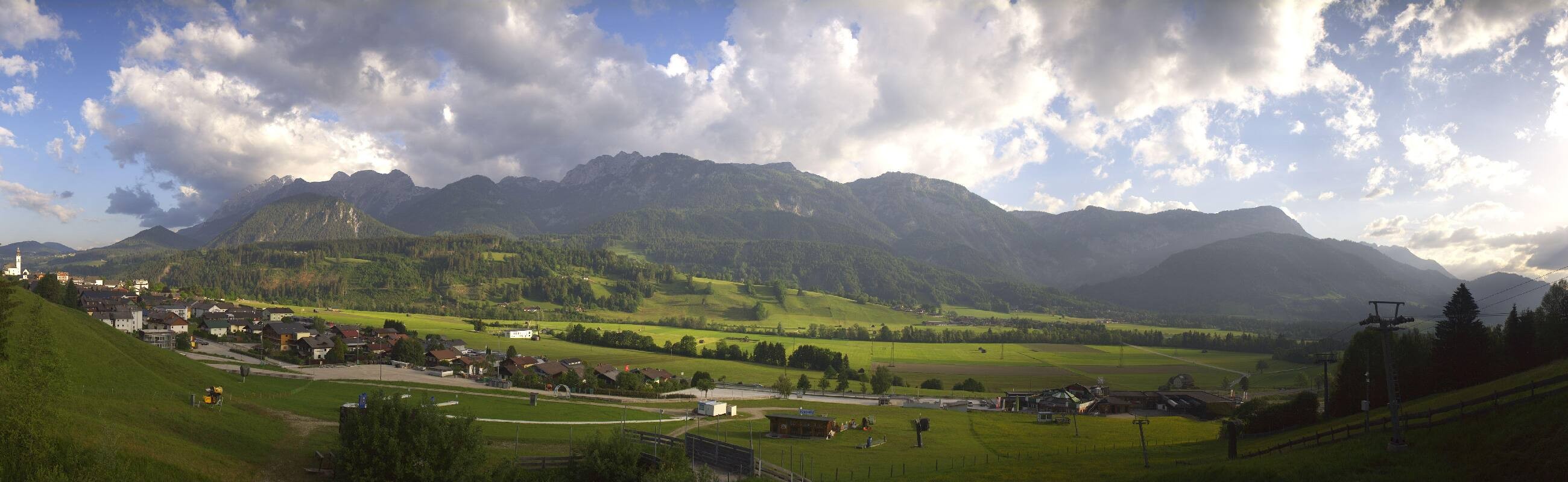 Archiv Foto Webcam Hauser Kaibling - Talstation 8er Gondelbahn