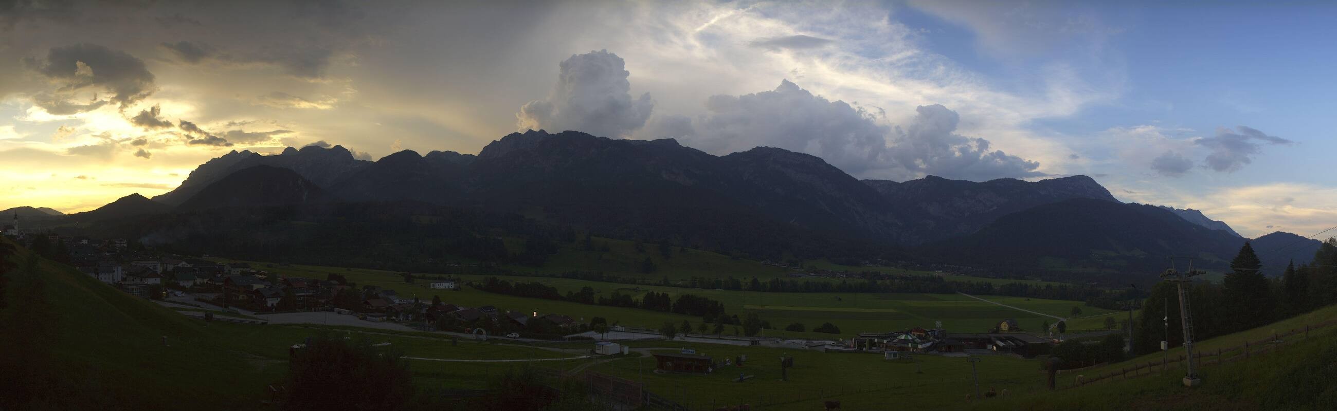 Archiv Foto Webcam Hauser Kaibling - Talstation 8er Gondelbahn