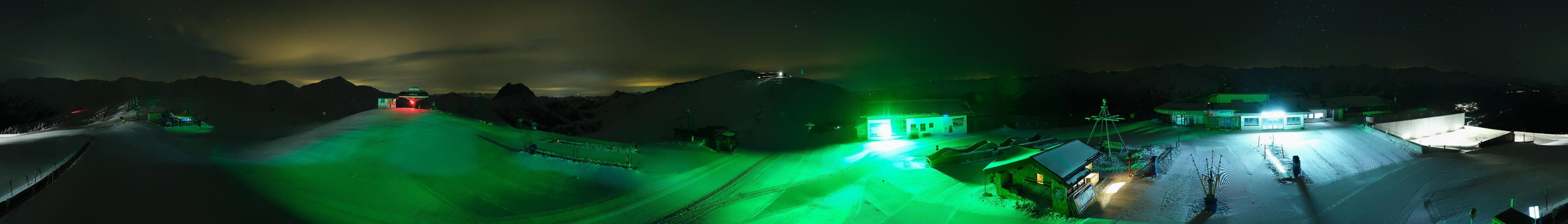 Archived image Webcam Wildkogel-Arena: Wildkogel gondola