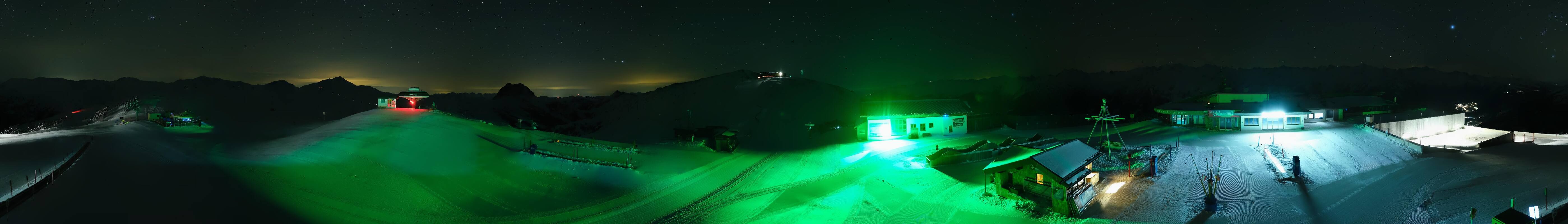 Archived image Webcam Wildkogel-Arena: Wildkogel gondola