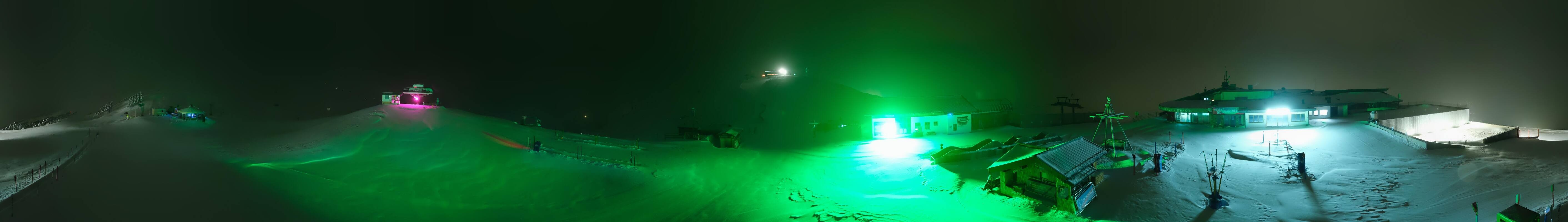 Archived image Webcam Wildkogel-Arena: Wildkogel gondola