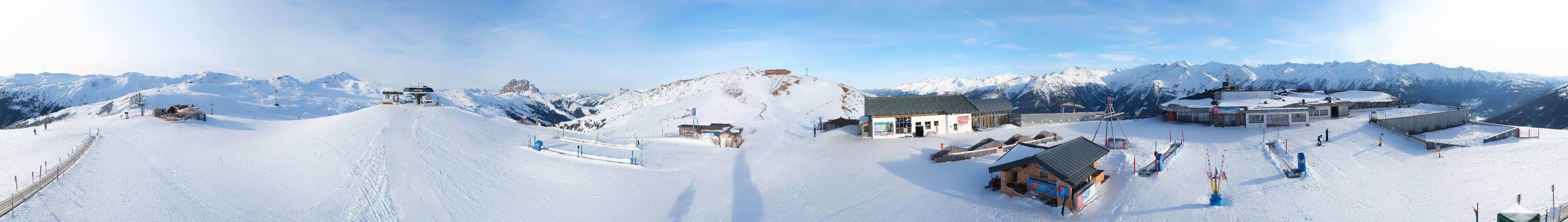 Archived image Webcam Wildkogel-Arena: Wildkogel gondola