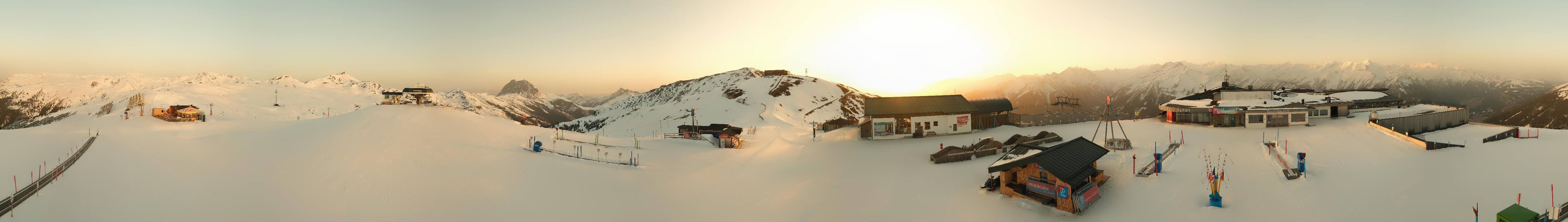 Archiv Foto Webcam Wildkogel-Arena: Ausblick Wildkogelbahn Bergstation