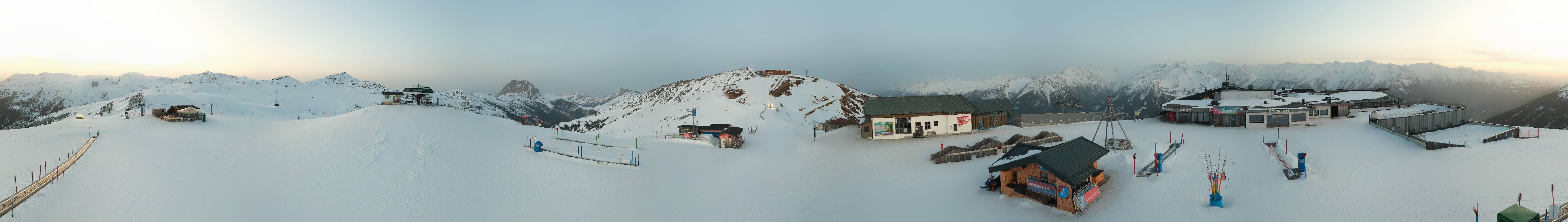 Archiv Foto Webcam Wildkogel-Arena: Ausblick Wildkogelbahn Bergstation
