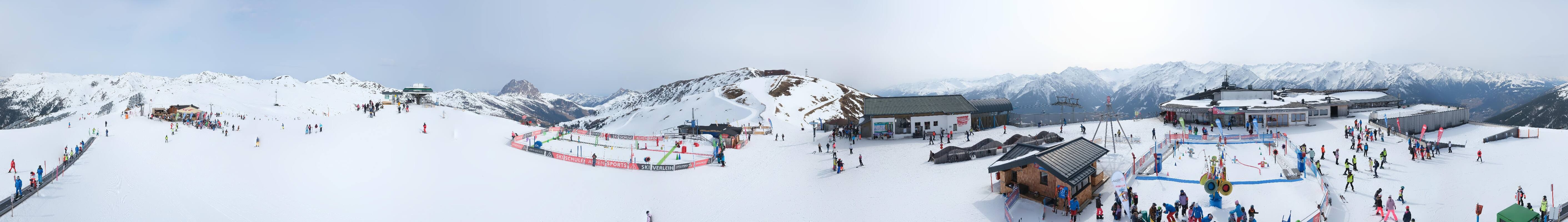 Archiv Foto Webcam Wildkogel-Arena: Ausblick Wildkogelbahn Bergstation