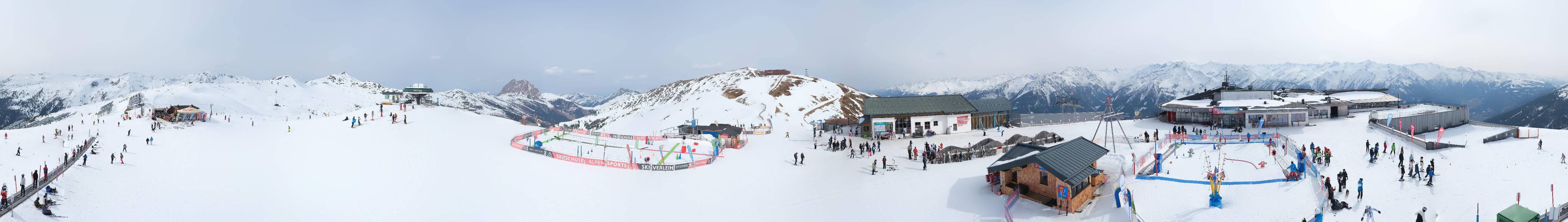 Archiv Foto Webcam Wildkogel-Arena: Ausblick Wildkogelbahn Bergstation