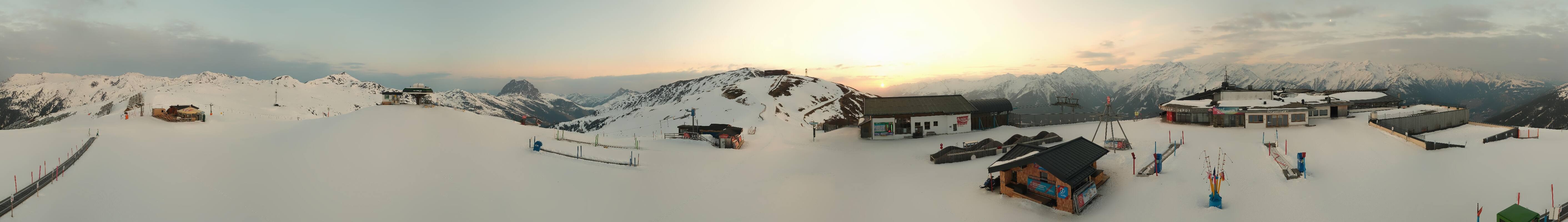 Archiv Foto Webcam Wildkogel-Arena: Ausblick Wildkogelbahn Bergstation