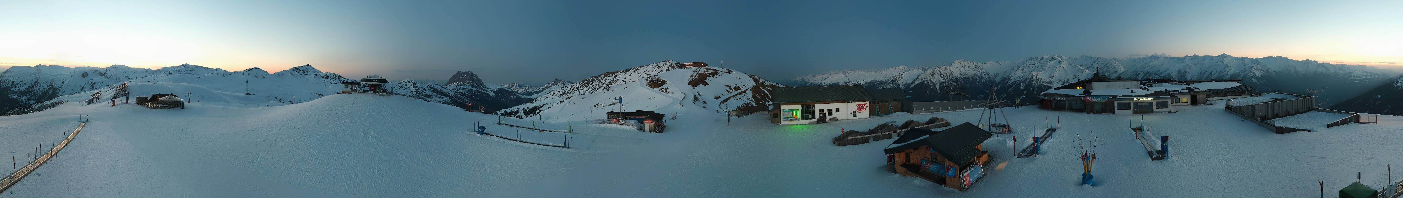 Archiv Foto Webcam Wildkogel-Arena: Ausblick Wildkogelbahn Bergstation