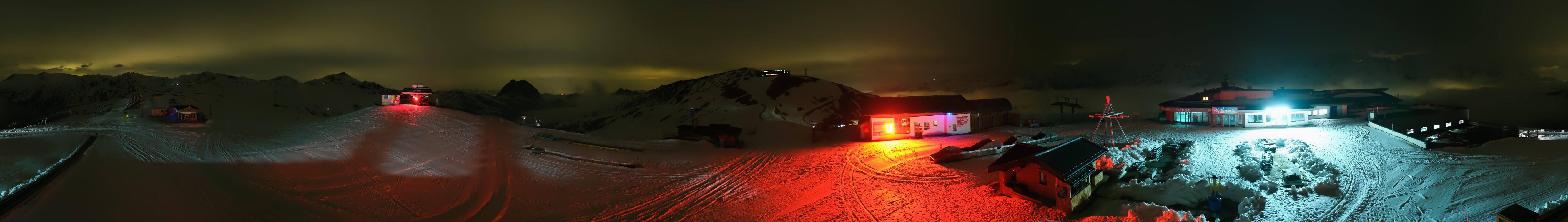 Archived image Webcam Wildkogel-Arena: Wildkogel gondola