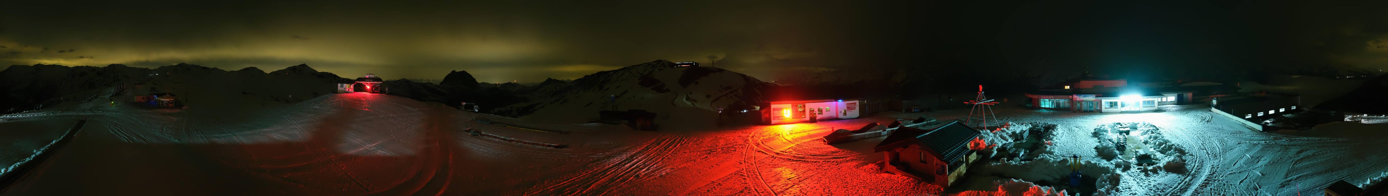 Archived image Webcam Wildkogel-Arena: Wildkogel gondola