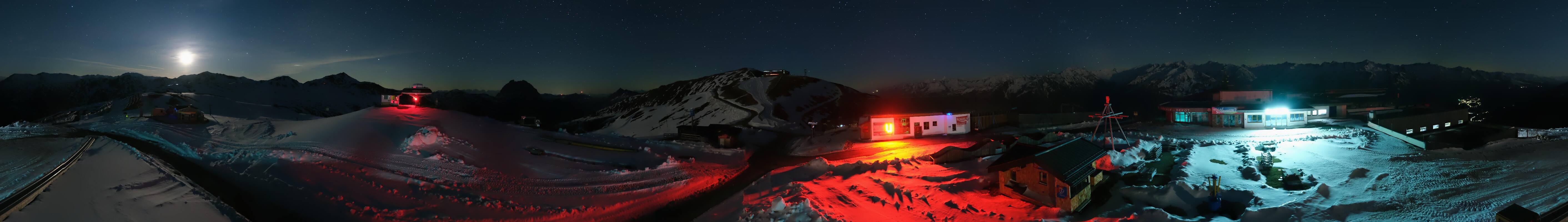 Archiv Foto Webcam Wildkogel-Arena: Ausblick Wildkogelbahn Bergstation