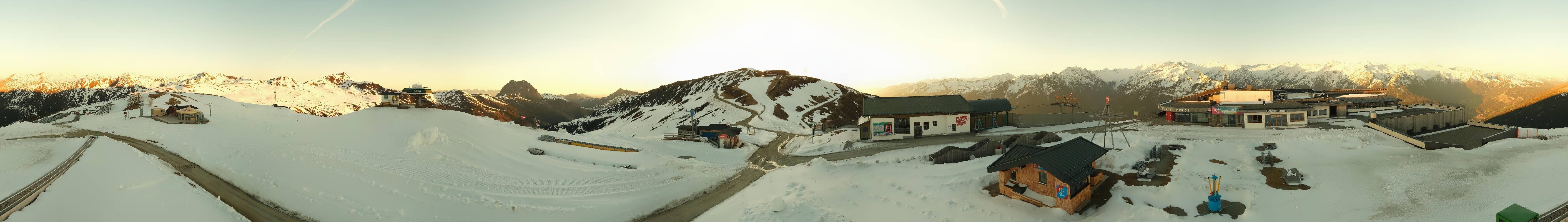 Archiv Foto Webcam Wildkogel-Arena: Ausblick Wildkogelbahn Bergstation