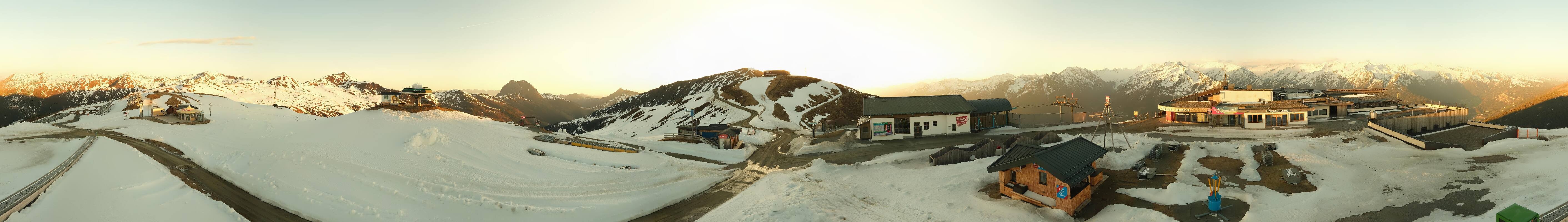 Archived image Webcam Wildkogel-Arena: Wildkogel gondola