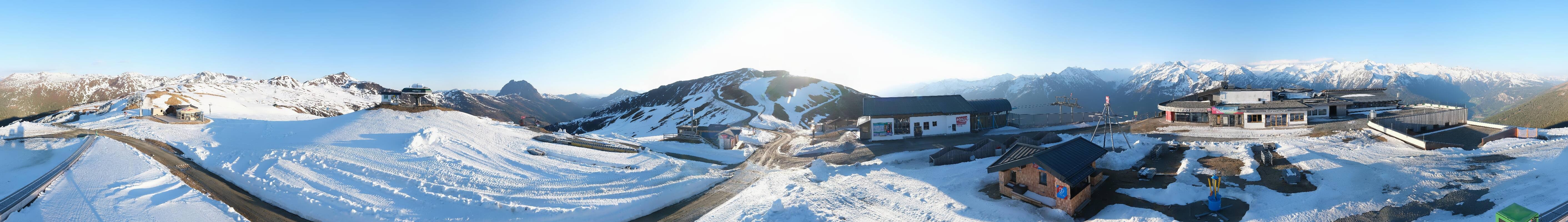 Archived image Webcam Wildkogel-Arena: Wildkogel gondola