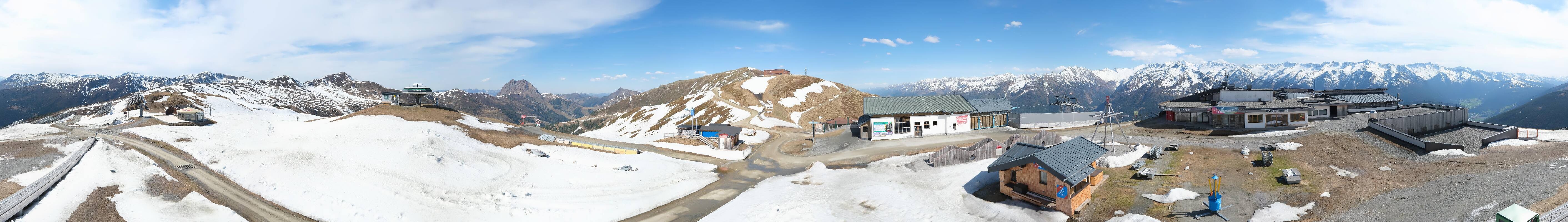 Archived image Webcam Wildkogel-Arena: Wildkogel gondola
