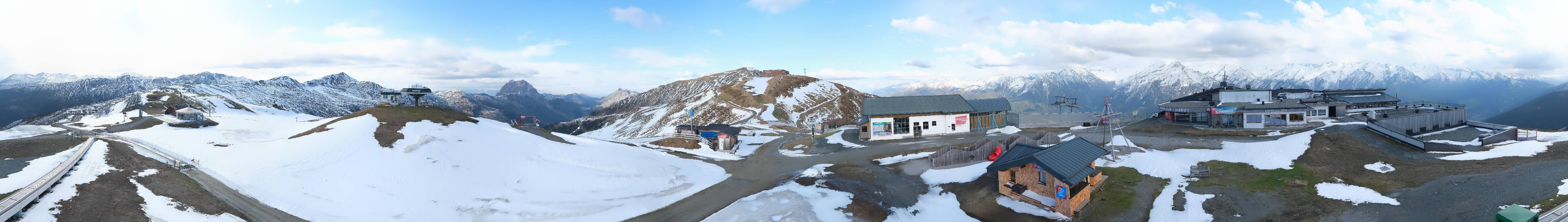 Archived image Webcam Wildkogel-Arena: Wildkogel gondola