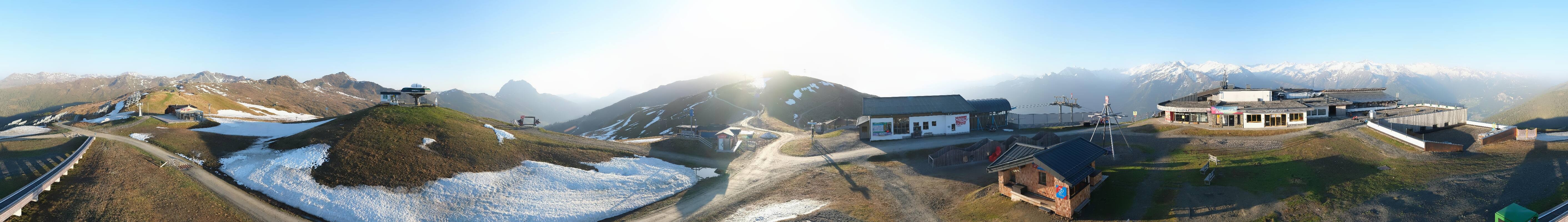 Archiv Foto Webcam Wildkogel-Arena: Ausblick Wildkogelbahn Bergstation