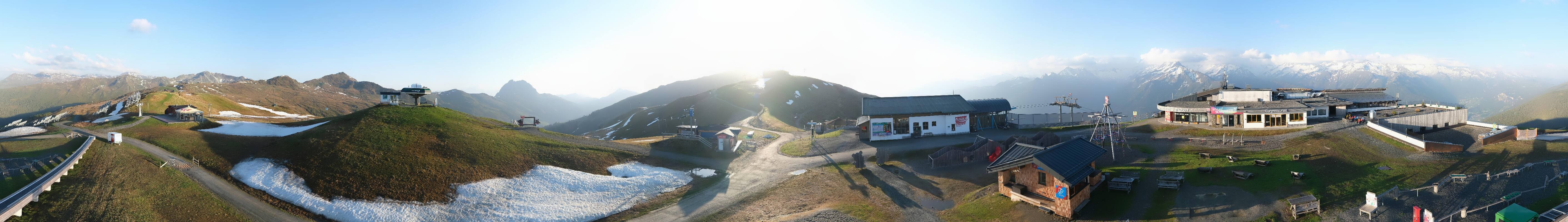 Archived image Webcam Wildkogel-Arena: Wildkogel gondola