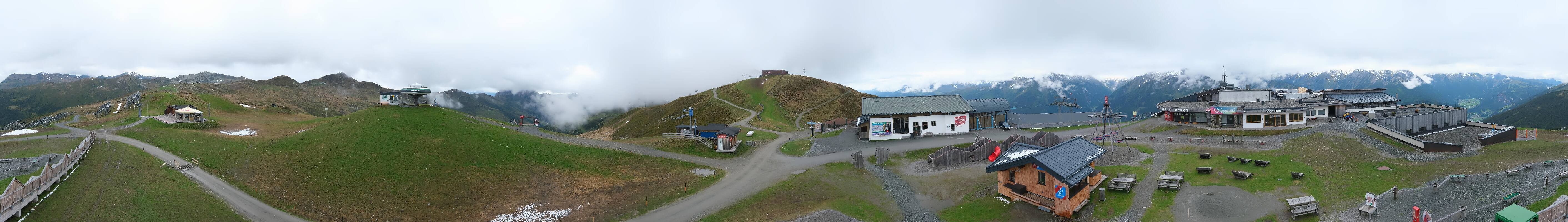 Archived image Webcam Wildkogel-Arena: Wildkogel gondola