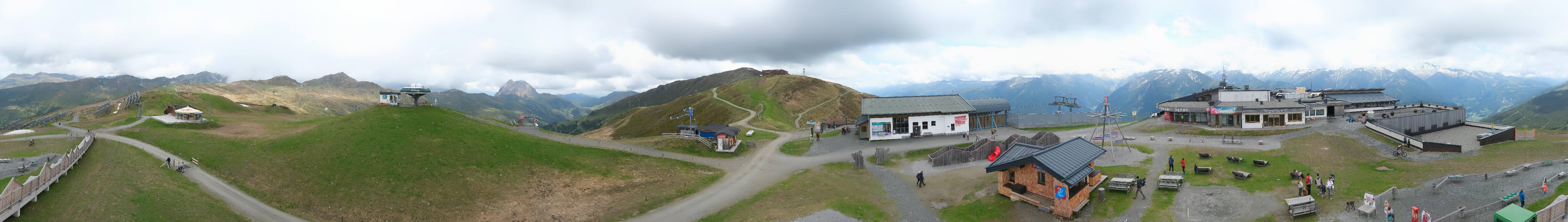 Archiv Foto Webcam Wildkogel-Arena: Ausblick Wildkogelbahn Bergstation