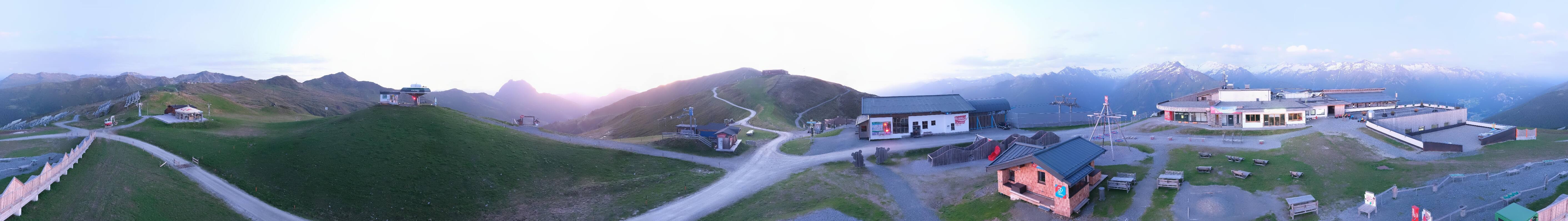 Archiv Foto Webcam Wildkogel-Arena: Ausblick Wildkogelbahn Bergstation
