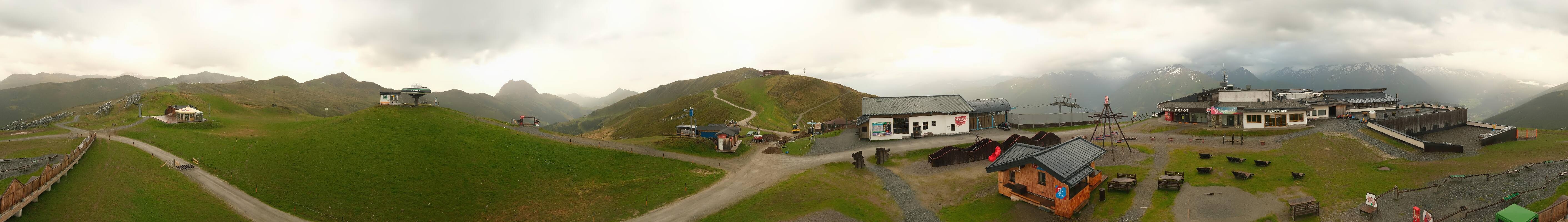 Archiv Foto Webcam Wildkogel-Arena: Ausblick Wildkogelbahn Bergstation