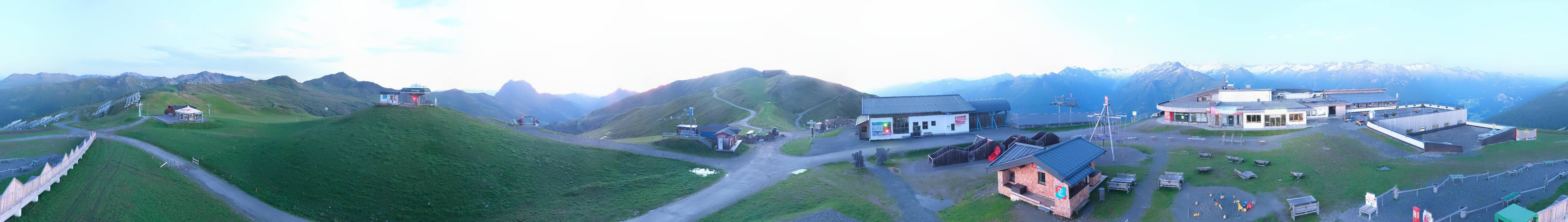 Archiv Foto Webcam Wildkogel-Arena: Ausblick Wildkogelbahn Bergstation